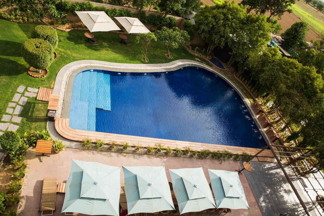 Downtown Resorts Nh8 Dharuhera Exterior photo