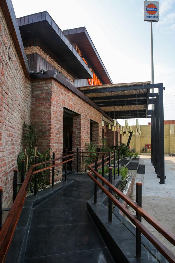 Downtown Resorts Nh8 Dharuhera Exterior photo